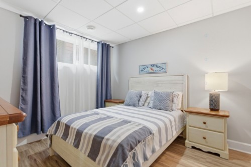 Chambre à coucher - 50 Rue Des Érables, Mont-Saint-Hilaire, QC 