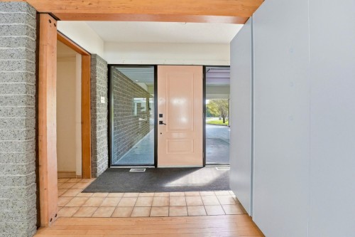 Hall d'entrée/Vestibule - 62 Route 204, Sainte-Justine, QC - Indoor Photo Showing Other Room