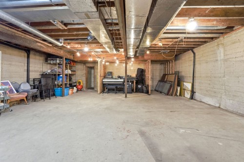 Atelier - 62 Route 204, Sainte-Justine, QC - Indoor Photo Showing Basement