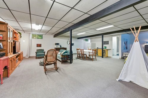 Salle familiale - 62 Route 204, Sainte-Justine, QC - Indoor Photo Showing Other Room
