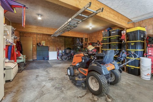 Garage - 62 Route 204, Sainte-Justine, QC - Indoor Photo Showing Garage