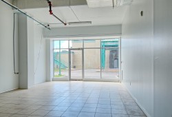 Interior - 