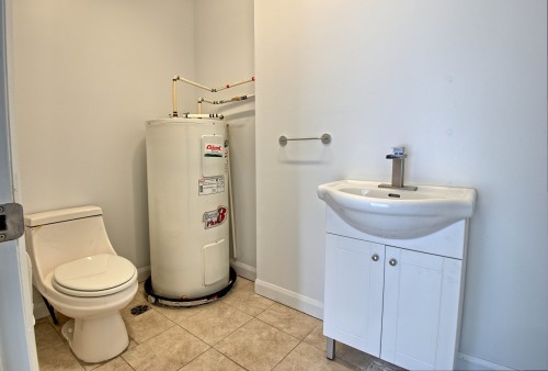 Powder room - Ss04-1180 Ch. D'Aylmer, Gatineau (Aylmer), QC - Indoor Photo Showing Bathroom