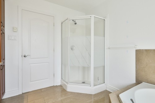 Salle de bains - 119 90E Avenue, Laval (Chomedey), QC 
