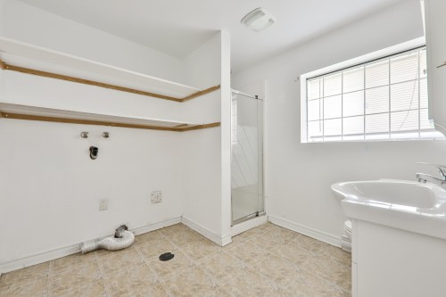Salle de bains - 119 90E Avenue, Laval (Chomedey), QC 