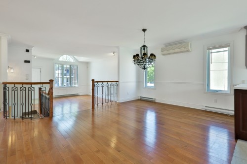 Salle à manger - 119 90E Avenue, Laval (Chomedey), QC 