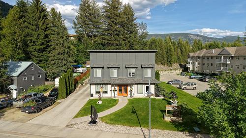 1-495 Columbia Street, Castlegar, BC 