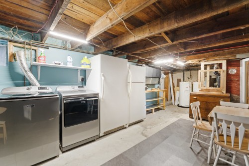 Salle familiale - 956  - 958 Rue Wolfe, Trois-Rivières, QC 