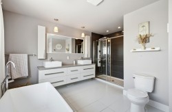 Master Bathroom - 