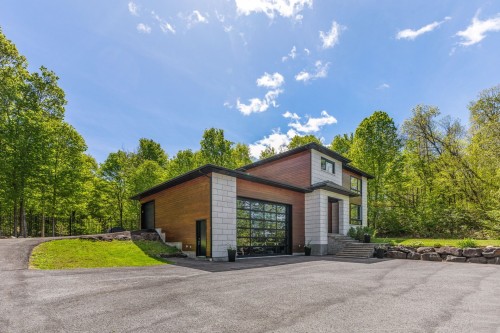 Façade - 112 Ch. Jos-Montferrand, L'Ange-Gardien, QC 