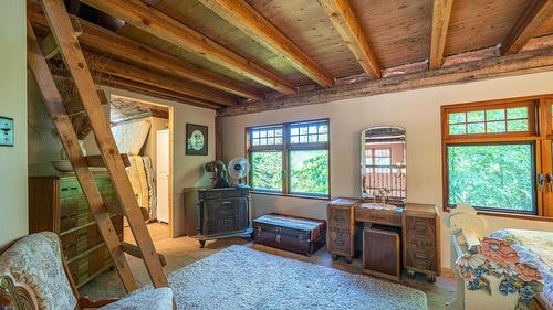 749 Enderby - Grindrod Road, Enderby, BC - Indoor
