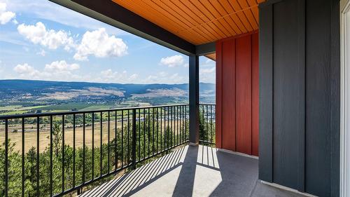Ph17-775 Academy Way, Kelowna, BC 