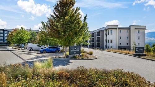 Ph17-775 Academy Way, Kelowna, BC 