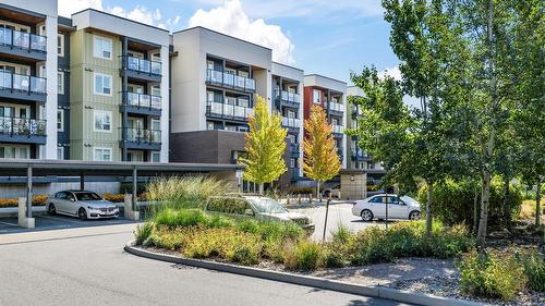 Ph17-775 Academy Way, Kelowna, BC 