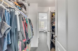 Closet - 