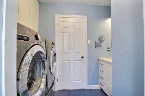 Salle de lavage - 1 Rue Fiset, Amos, QC 