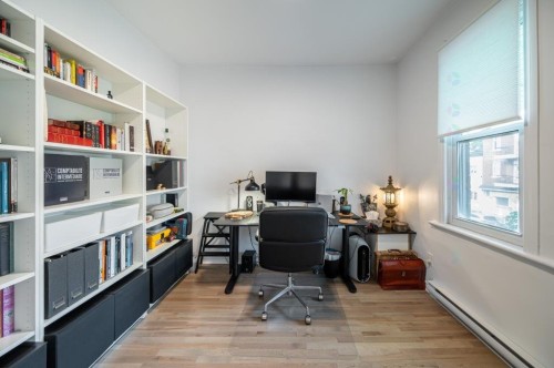 Bedroom - 5585-5583  - 5585 Rue Hadley, Montréal (Le Sud-Ouest), QC - Indoor Photo Showing Office