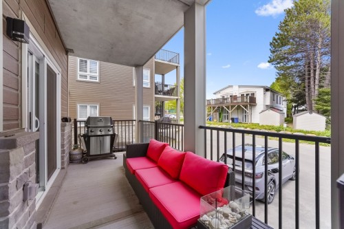 Balcon - 101-289 Rue Principale, Saint-Donat, QC 
