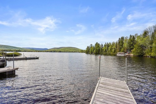 Accès au plan d'eau - 101-289 Rue Principale, Saint-Donat, QC 