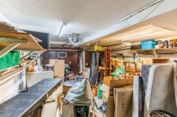 Garage - 
