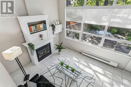 211 - 180 Mississauga Valley Boulevard, Mississauga, ON 