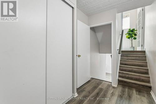 211 - 180 Mississauga Valley Boulevard, Mississauga, ON 