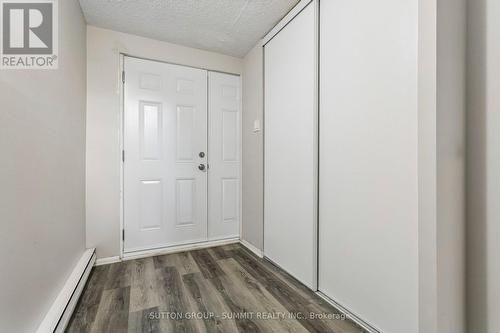 211 - 180 Mississauga Valley Boulevard, Mississauga, ON 
