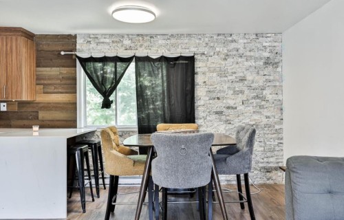 Salle à manger - 5 Tsse Bellefeuille, Laval (Saint-François), QC 