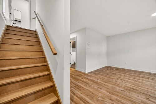 Escalier - 128 Rue Angélique-Gazaille, Otterburn Park, QC 