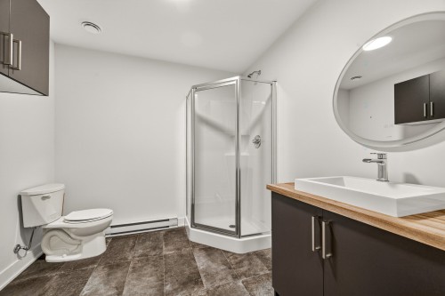 Salle de bains - 128 Rue Angélique-Gazaille, Otterburn Park, QC 