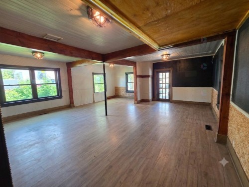Salle à manger - 11 Av. De La Gare, Saint-Sauveur, QC 