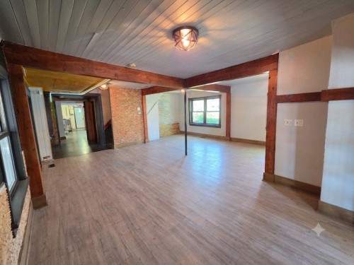 Salle à manger - 11 Av. De La Gare, Saint-Sauveur, QC 