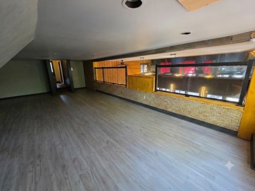 Loft - 11 Av. De La Gare, Saint-Sauveur, QC 