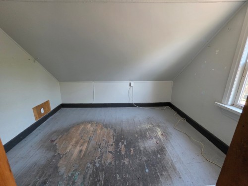 Bureau - 11 Av. De La Gare, Saint-Sauveur, QC 