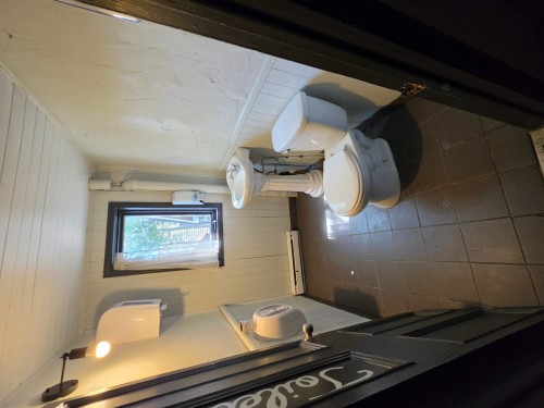 Salle d'eau - 11 Av. De La Gare, Saint-Sauveur, QC 