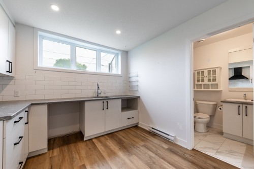 Intérieur - 5285 Boul. Westley, Longueuil (Saint-Hubert), QC 