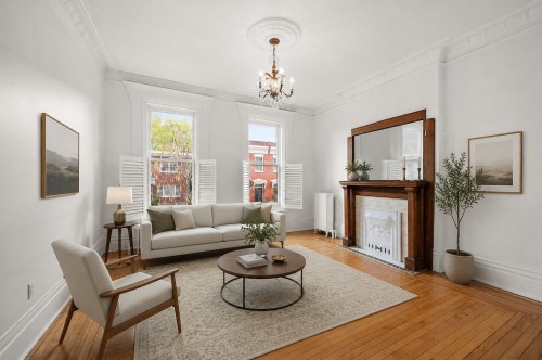 Salon - 1-17 Av. Chesterfield, Westmount, QC - Indoor Photo Showing Living Room With Fireplace