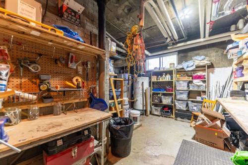 Atelier - 67 Av. Pardo, Pointe-Claire, QC 