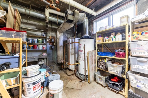 Rangement - 67 Av. Pardo, Pointe-Claire, QC 
