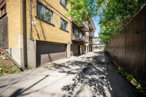 Garage - 67 Av. Pardo, Pointe-Claire, QC 
