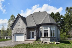 693 Rue Alain Saint-Lin/Laurentides, QC J5M 2L1