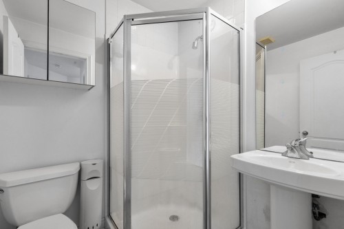Salle d'eau - 401-4410 Ch. De La Côte-Des-Neiges, Westmount, QC 