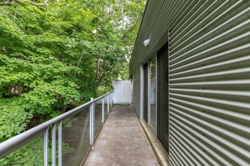 Balcon - 401-4410 Ch. De La Côte-Des-Neiges, Westmount, QC 