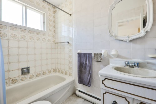 Bathroom - 12257  - 12259 Rue Parent, Montréal (Rivière-Des-Prairies/Pointe-Aux-Trembles), QC 