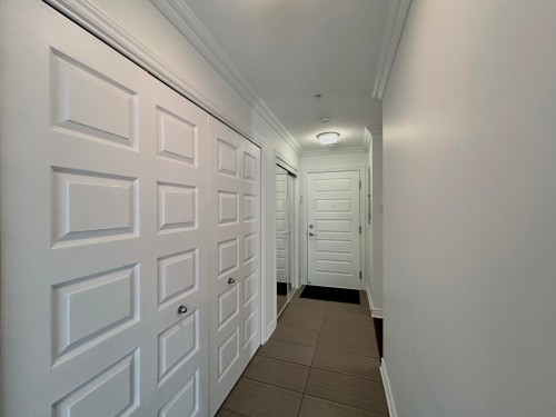 Corridor - 301-110 Rue Du Bruant, Terrebonne (Lachenaie), QC 