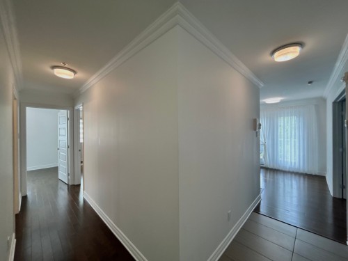 Corridor - 301-110 Rue Du Bruant, Terrebonne (Lachenaie), QC 