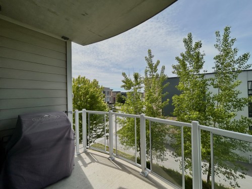 Balcon - 301-110 Rue Du Bruant, Terrebonne (Lachenaie), QC 