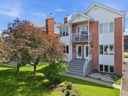 7165 Rue Tourangeau Longueuil (Saint-Hubert), QC J3Y 1G2
