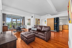 48-1275 Av. Van Horne  Montréal (Outremont), QC H2V 1K5