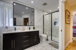Master Bathroom - 